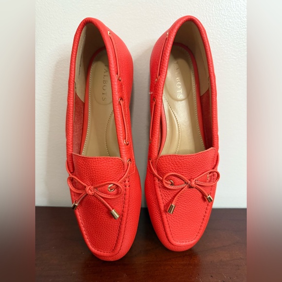 Talbots NWOT Stylish Red/Orange leather  Loafers for in size 8 - Picture 1 of 8